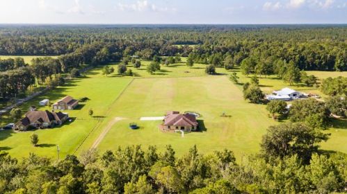 2209 142nd Ave, Gainesville, FL 32609-5042
