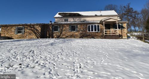 1255 Clearview Rd, Ironton, PA 18037-2604