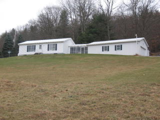 568 Red Rock Rd, Wysox, PA 18854-7911