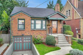 3457 38 Ave, Seattle WA  98144-7124 exterior