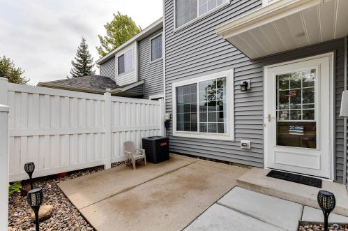 2036 Gresham Ave, Saint Paul MN  55128-4411 exterior