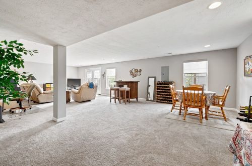 128 Craig St, Imperial PA  15126-9743 exterior