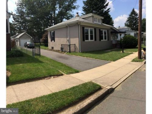 303 Mcadoo Ave, Trenton, NJ 08619-1757
