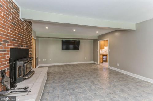 13480 Grandpas Rd, Nokesville VA  20181-3343 exterior