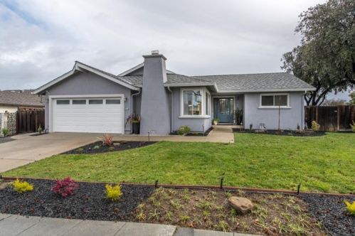 1438 Ormsby Dr, Sunnyvale, CA 94087-4243