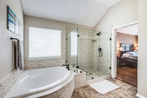 1201 Sheffield Dr, Midlothian TX  76063-7693 exterior