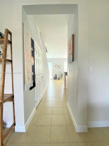 1418 147th Ter, Hollywood FL  33027-6187 exterior