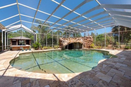 2014 Pioneer Dr, Lakeland FL  33809-4995 exterior