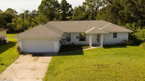 3011 50th St, Lehigh Acres, FL 33976-4840