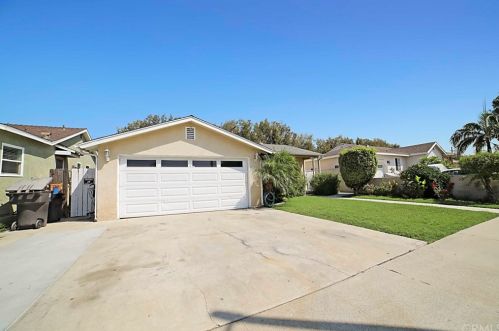 2253 65th St, Long Beach, CA 90805-2617