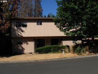 403 Knott St, Barlow, OR 97013-4426