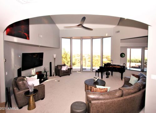 15904 Thistle Dr, Scottsdale AZ 85268-4347 exterior