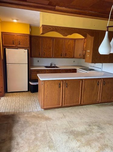 811 Linstead Ln, North Bellmore, NY 11710-1226