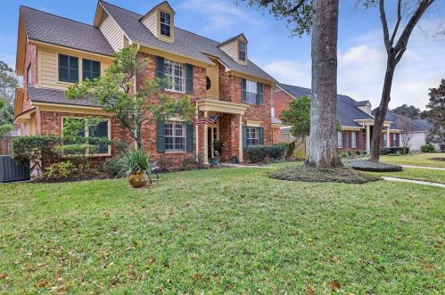 4006 Haven Pines Dr, Humble, TX 77345-1200