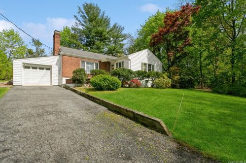 475 Ridgeway, White Plains, NY 10605-4207