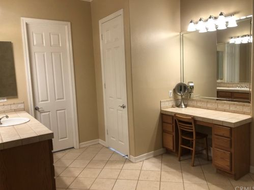 17430 7 Spg Way, Riverside CA 92504-9454 exterior