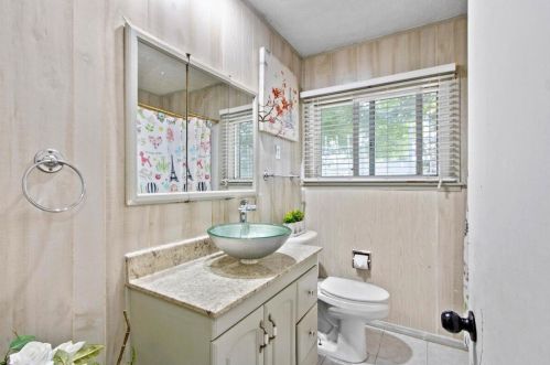 1117 Erie St, Bellefontaine OH  43311-2536 exterior