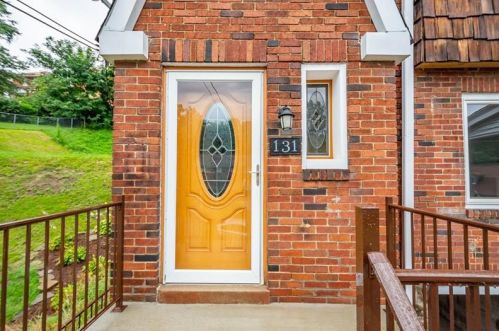 131 Pentland Ave, Pittsburgh, PA 15227-2503