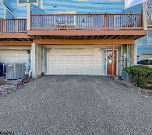 13 Mourning Dove Ct, Hackettstown NJ  07840-3211 exterior