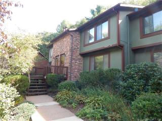 78 Cliffside Dr, Manchester, CT 06042-3416