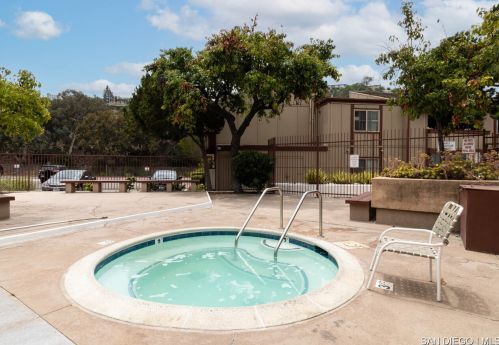 5533 Adobe Falls Rd, San Diego CA 92120-4498 exterior