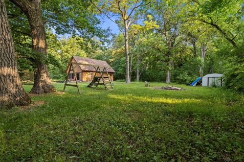 23500 Shore Dr, Kansasville, WI 53139-9407