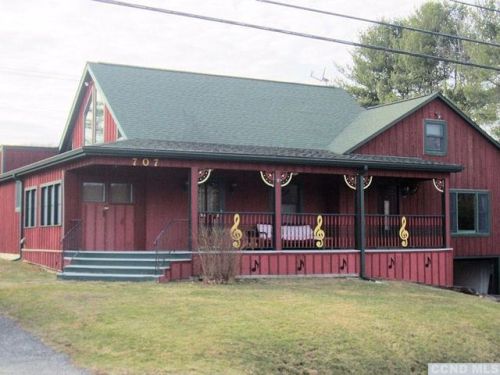 707 Center Hill Rd, Copake, NY 12516-1503