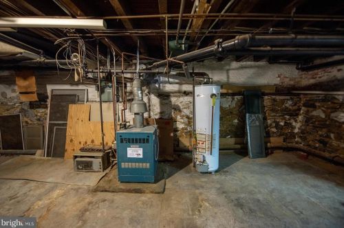 324 New St, Lancaster PA  17602-2051 exterior