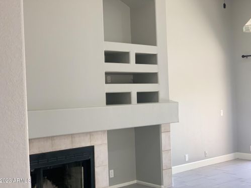 20047 21st Pl, Phoenix AZ  85024-1214 exterior