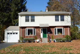 363 Vesta Ct, Ridgewood, NJ 07450-2617