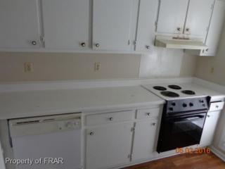 411 Kirkcaldy Ct, Fayetteville NC  28314-1638 exterior