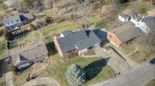 989 Villa Dr, Covington KY  41017-3774 exterior