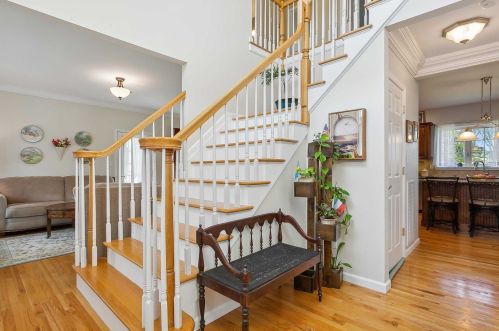 39 Robin Ct, Poughquag NY  12570-4508 exterior