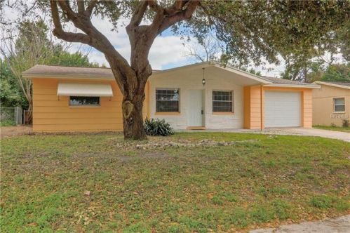 1420 Honor Dr, Tarpon Springs, FL 34690-5743