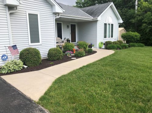 5830 121, Milwaukee WI 53227-3878 exterior