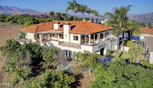 698 Ridgecrest Dr, Santa Paula, CA 93060-1809