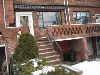 2549 26th St, Brooklyn, NY 11235-2417