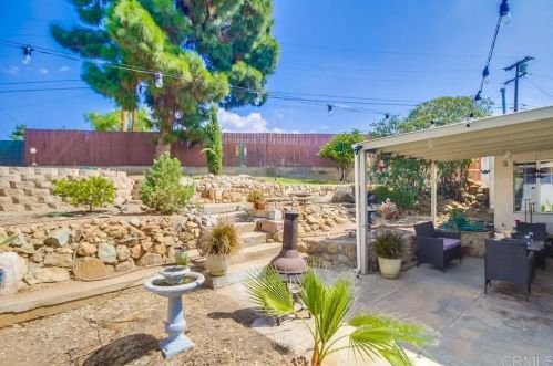 4117 Blackton Dr, La Mesa CA 91941-7512 exterior