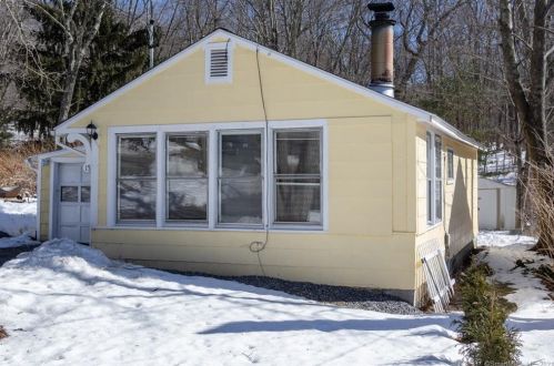15 Eastview Rd, Terryville, CT 06786-7239