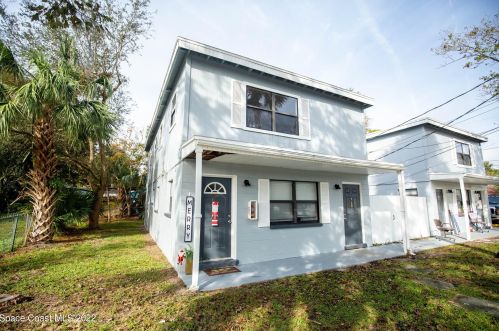 230-290 Robbins Ave, Titusville, FL 32796-2753