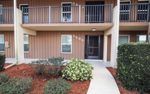 3605 Edgewater Dr, Sebring, FL 33872-2056