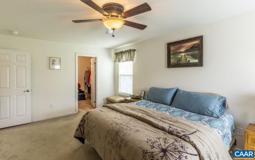 41 Robins Ct, Bybee VA  22963-2089 exterior