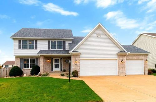 4881 Davis St, Panarama Park, IA 52722-2087