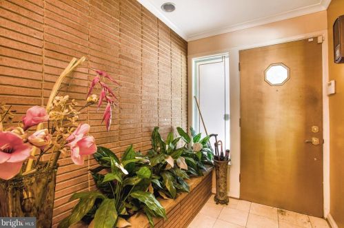 1725 Verbena St, Washington, DC 20012-1048