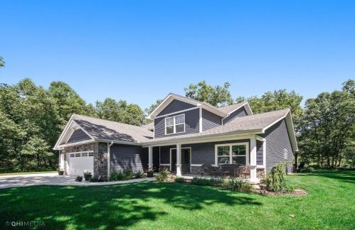 3051 Jennifer Ct, Wheatfield, IN 46392-7059