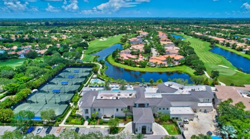 8696 Valhalla Dr, Delray Beach FL  33446-9568 exterior