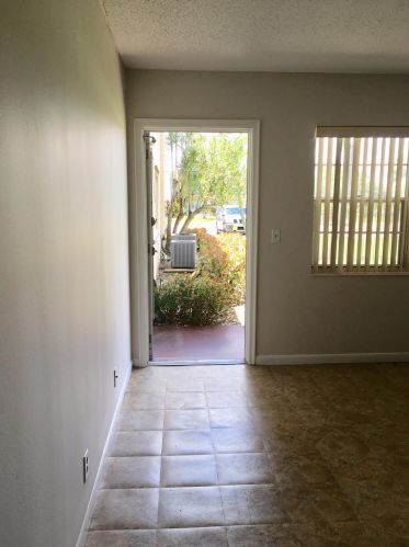 129 Salisbury F, West Palm Beach FL  33417-1958 exterior