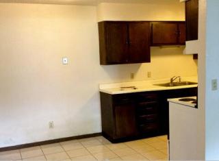 1047 Langley Rd, Waterloo IA  50702-4244 exterior