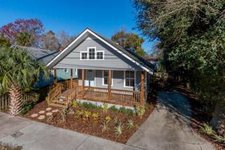 727 King St, Jacksonville, FL 32204-3441