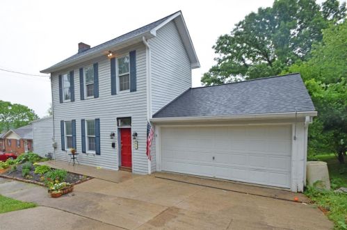 177 3rd St, New Harmony, OH 45176-1323